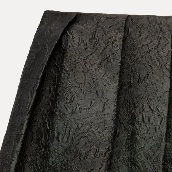 NWT ZARA ZW COLLECTION VOLUMINOUS JACQUARD SKIRT GREEN - Picture 2 of 5